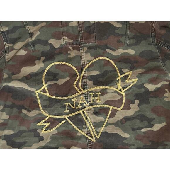 American Eagle Jacket Womens Size Small Green Heart Camo Military Boyfriend Y2K - Picture 2 of 11